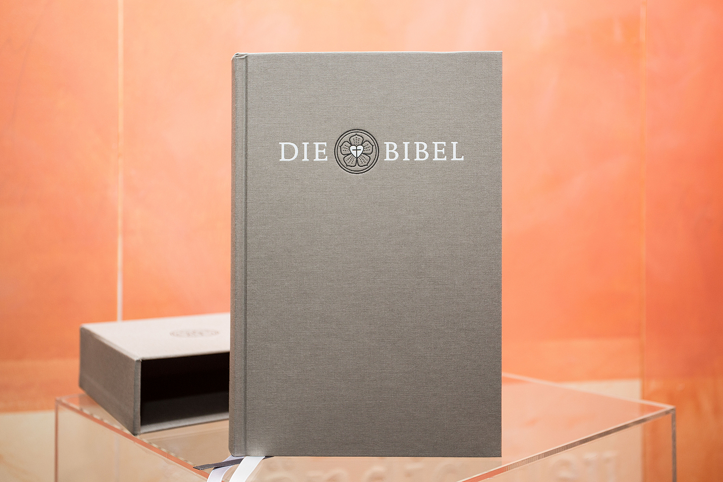 Vorstellung revidierte Lutherbibel zum Reformationstag 2016 Revidierte Lutherbibel zum Reformationstag 2016.