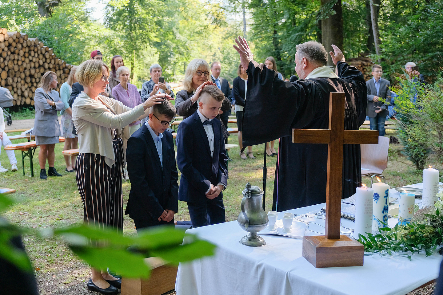 Wald-Konfirmation Kirchsspiel Schwarzenhasel Wald-Konfirmation Kirchsspiel Schwarzenhasel