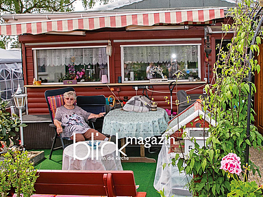 Ihr kleines Paradies: Ilse Wilke ist seit fast 50 Jahren Bewohnerin des Campingplatzes am Bärensee in Hanau. Ihr kleines Paradies: Ilse Wilke ist seit fast 50 Jahren Bewohnerin des Campingplatzes am Bärensee in Hanau. Über dem Eingang prangt der Spruch „Des Campers Fluch – Es kommt Besuch“. In Wirklichkeit ist die 86-Jährige aber sehr gastfreundlich