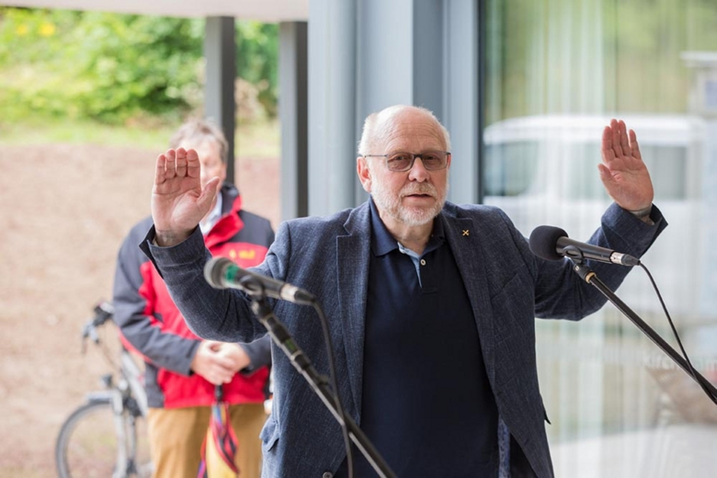 Abschied „alte Kirche im Grünen“/Willkommen „neue Kirche im Grünen“ Scheid Abschied „alte Kirche im Grünen“/Willkommen „neue Kirche im Grünen“ Scheid