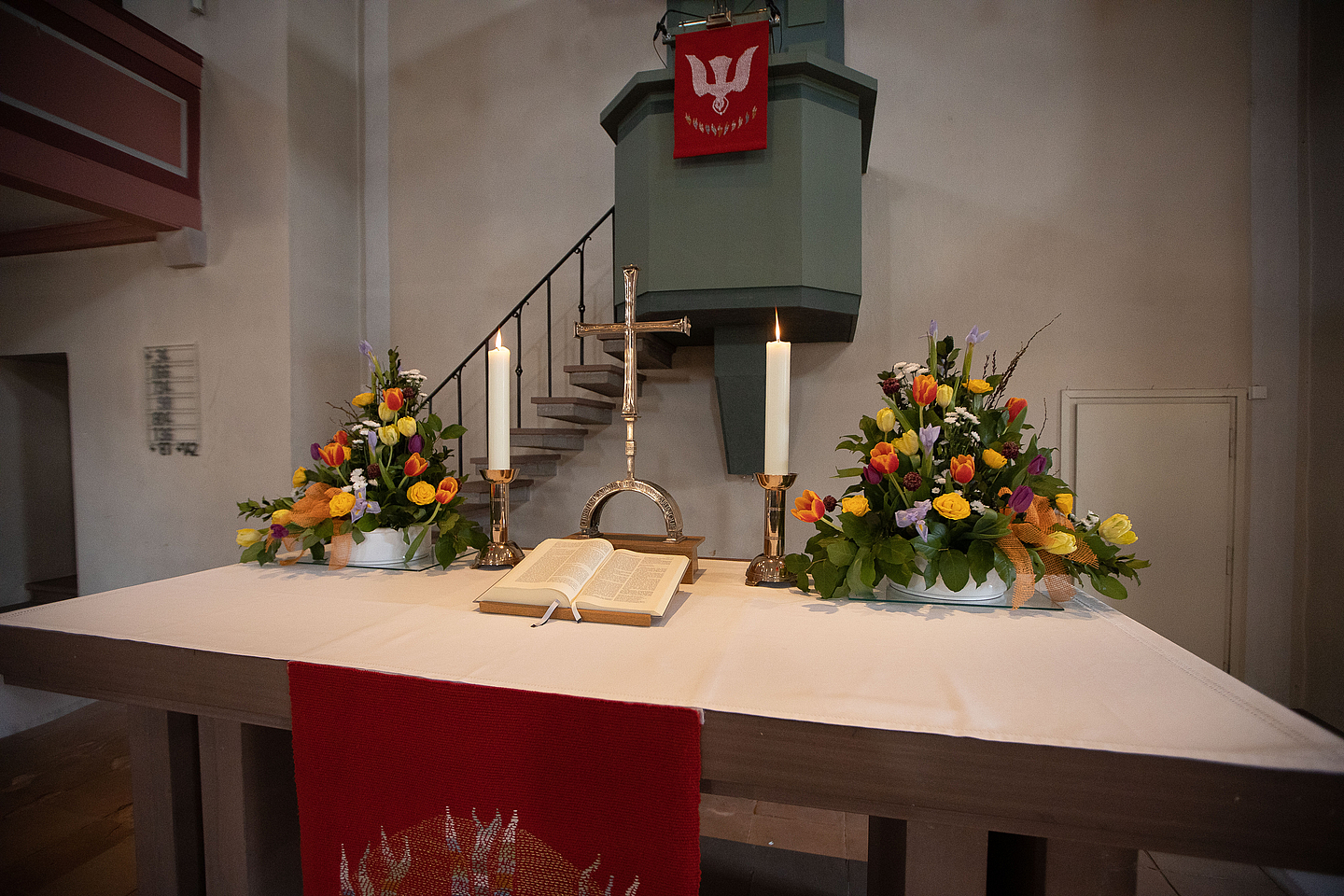 Prädikanteneinsegnung Schlüchtern 2019 Altar der Evangelischen Stadtkirche St. Michael in Schlüchtern.