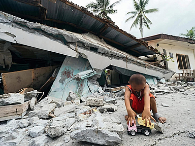 Unser Foto zeigt vom Erdbeben zerstörte Gebäude in der philippinischen Provinz Sarangani. Unser Foto zeigt vom Erdbeben zerstörte Gebäude in der philippinischen Provinz Sarangani.