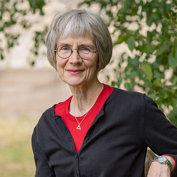 Nach 14 Jahren im Dienst als Pröpstin: Katrin Wienhold-Hocke geht in den Ruhestand. Über die Nachfolge entscheidet der Rat der Landeskirche voraussichtlich im April. Nach 14 Jahren im Dienst als Pröpstin: Katrin Wienhold-Hocke geht in den Ruhestand. Über die Nachfolge entscheidet der Rat der Landeskirche voraussichtlich im April.