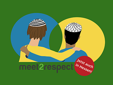 Illustration: Zwei Personen von hinten, Arm in Arm, mit jüdischer Kippa und muslimischer Gebetsmütze. Hintergrund: überlappende blaue und gelbe Kreise, Text „meet2respect – Jetzt auch in Hessen!“. Illustration zeigt zwei Personen von hinten, die sich umarmen. Beide tragen traditionelle Kopfbedeckungen – eine jüdische Kippa und eine muslimische Gebetsmütze. Im Hintergrund überlappende Kreise in Blau und Gelb, Text: „meet2respect – Jetzt auch in Hessen!“.