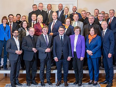 Spitzentreffen in der Hessischen Staatskanzlei in Wiesbaden