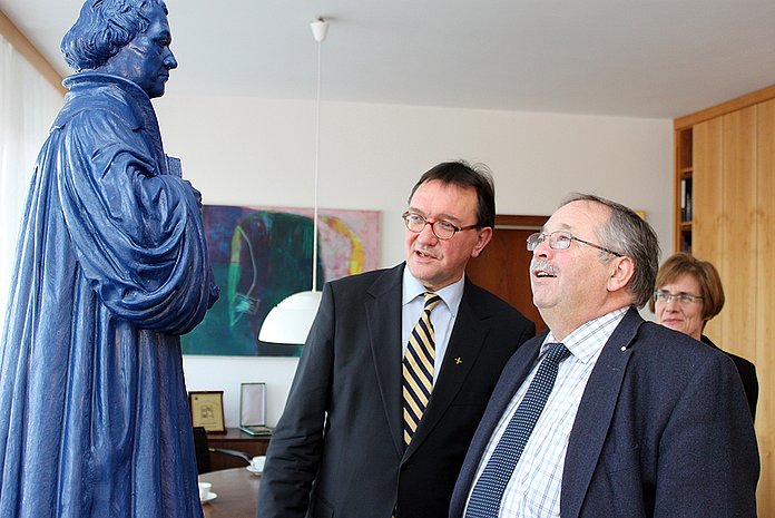 Geburtstagsgruß zum 60.: Der Präsident des Hessischen Landtags, Norbert Kartmann (CDU), zu Gast im Haus der Kirche in Kassel (2014). (Foto: medio.tv/Fischer)