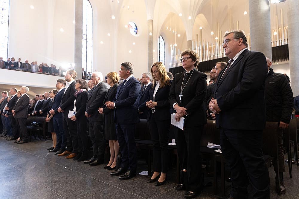 Gedenkfeier anlässlich des 5. Jahrestages der Ermordung des früheren Regierungspräsidenten Walter Lübcke in Kassel. 