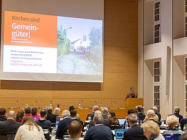 Vortrag von Dr. Karin Berkemann am Dienstagabend im Synodalsaal