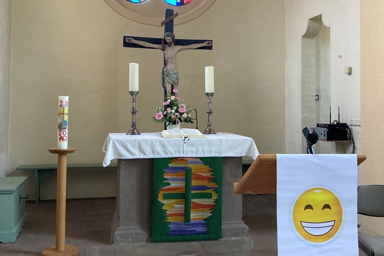 Impressionen aus der Kirchengemeinde Mellnau - Hit-From-Heaven-Sonntag 2020 mit dem Song «An guten Tagen» von Johannes Oerding. (Foto: medio.tv)