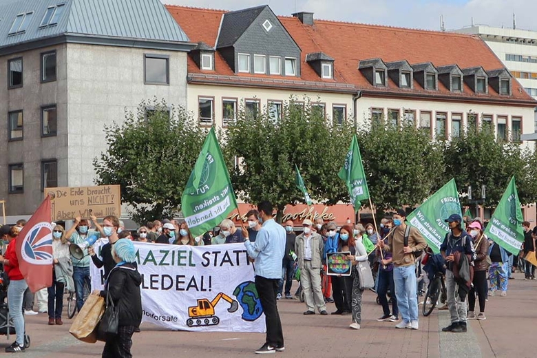 Klimastreikende in Hanau. (Foto: Ulrike Pongratz)