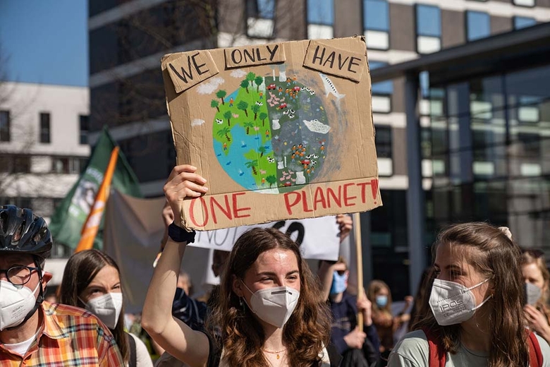 Eindrücke vom Klima-Aktionstag am 25.3.2022 in Kassel. (Foto: medio.tv/Schauderna) 