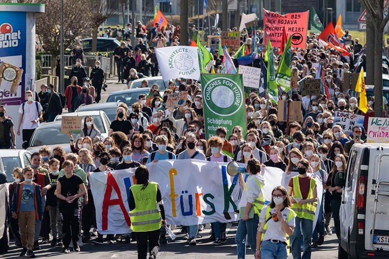 Eindrücke vom Klima-Aktionstag am 25.3.2022 in Kassel. (Foto: medio.tv/Schauderna) 