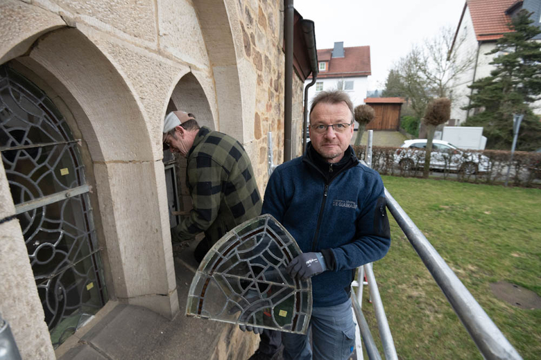 Restaurierung Glasfenster Ev. Kirche Wellerode
