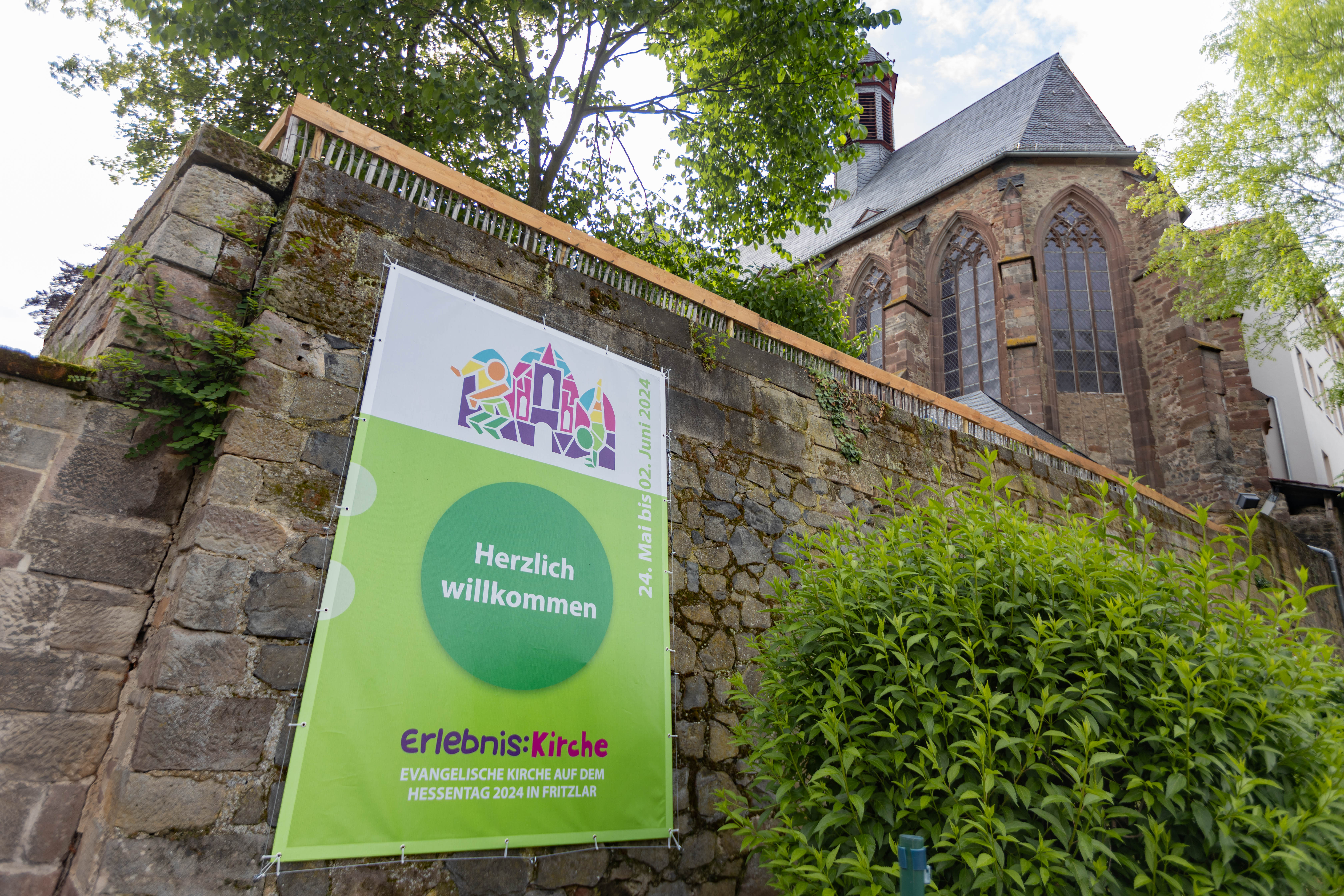 Die Evangelische Stadtkirche Fritzlar verwandelt sich vom 24. Mai bis 2. Juni 2024 in die Erlebnis:Kirche.
